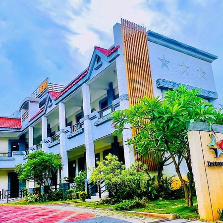 Donggang Neptune Hall Екстер'єр фото