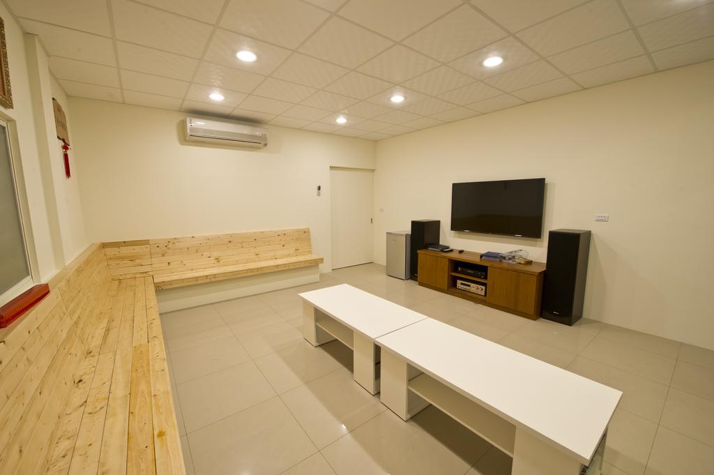 Donggang Neptune Hall Екстер'єр фото