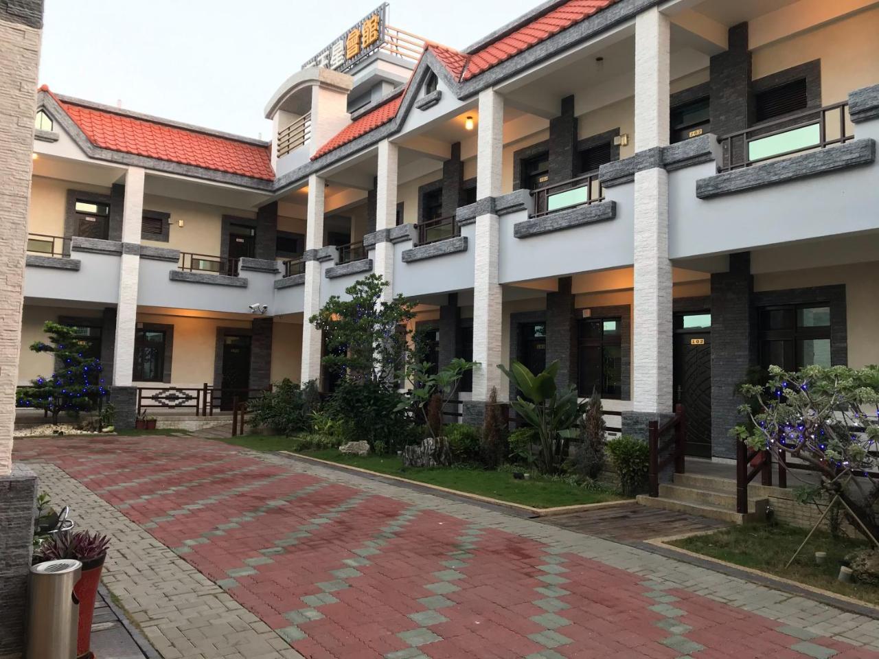 Donggang Neptune Hall Екстер'єр фото